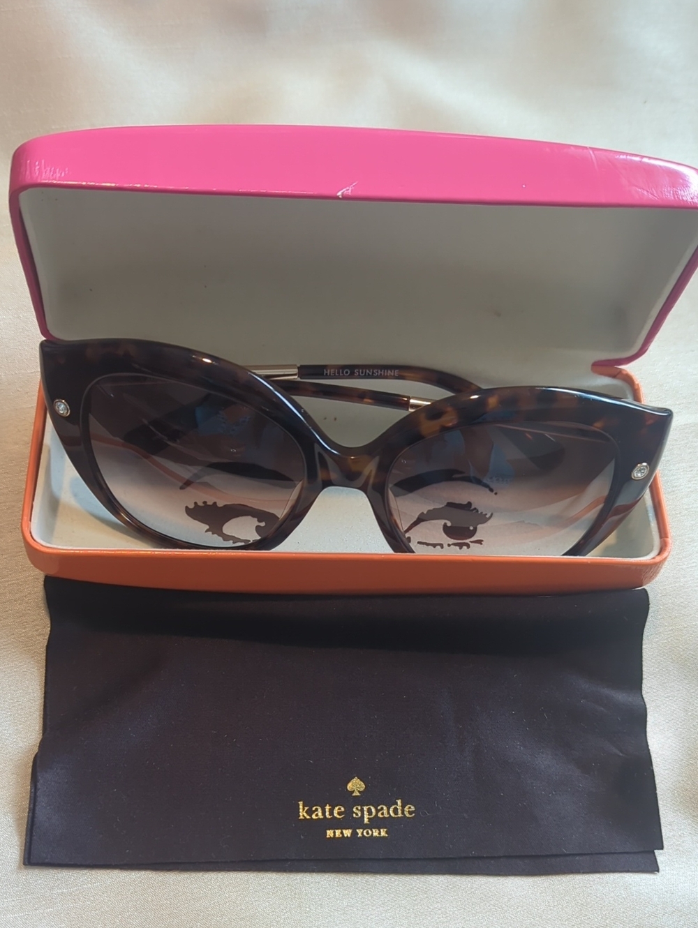 kate spade Tortoise Cat Eye Sunglasses w/ Gradient Lenses W/Cloth No Scratches